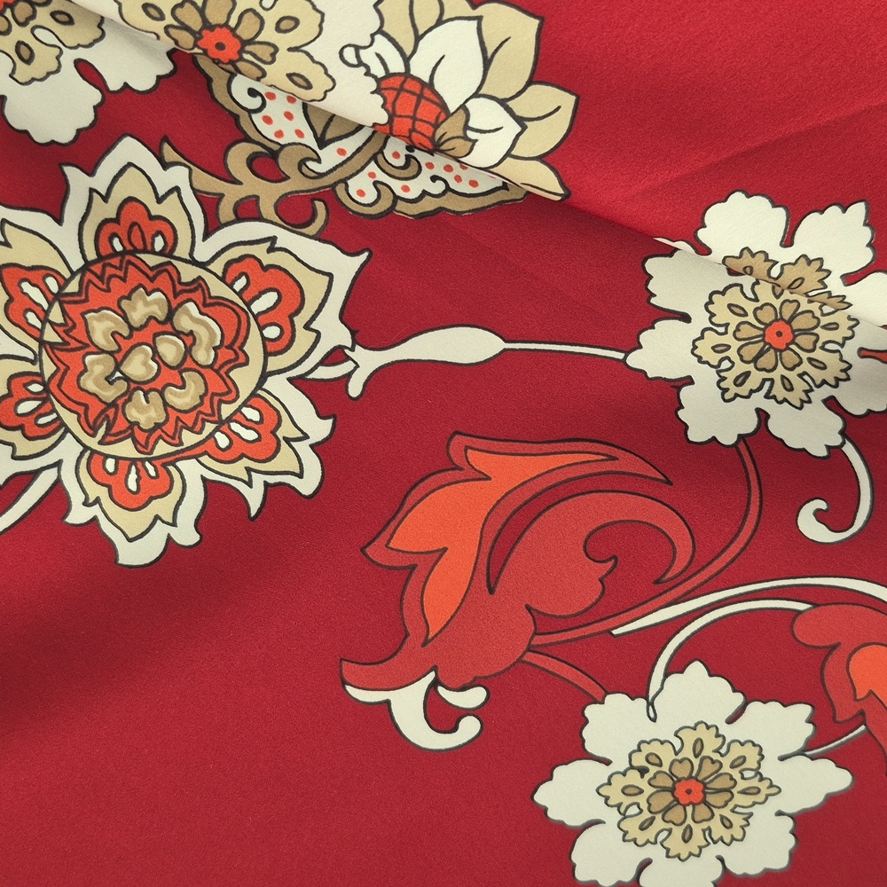 Red floral skirt - Picture 5 of 9